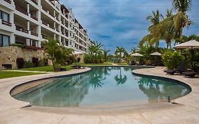 Alegranza Luxury Resort - All Master Suite